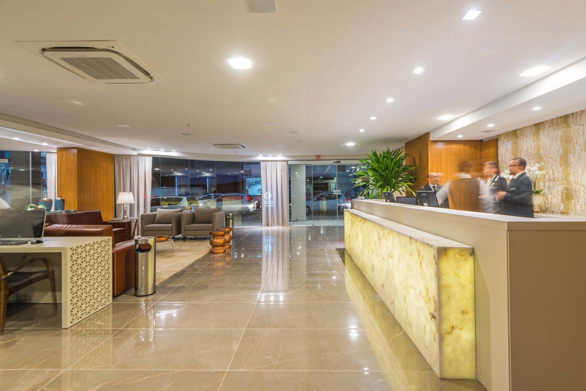 Tri Hotel Executive Brusque Exterior foto